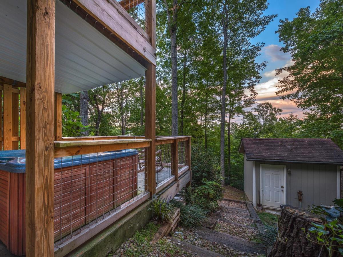 Bear View Chalet, 3 Bedroom, Pool, Pets, Arcades, Wifi, Hot Tub, Sleeps 12 Gatlinburg Εξωτερικό φωτογραφία