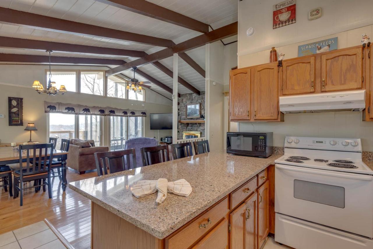Bear View Chalet, 3 Bedroom, Pool, Pets, Arcades, Wifi, Hot Tub, Sleeps 12 Gatlinburg Εξωτερικό φωτογραφία