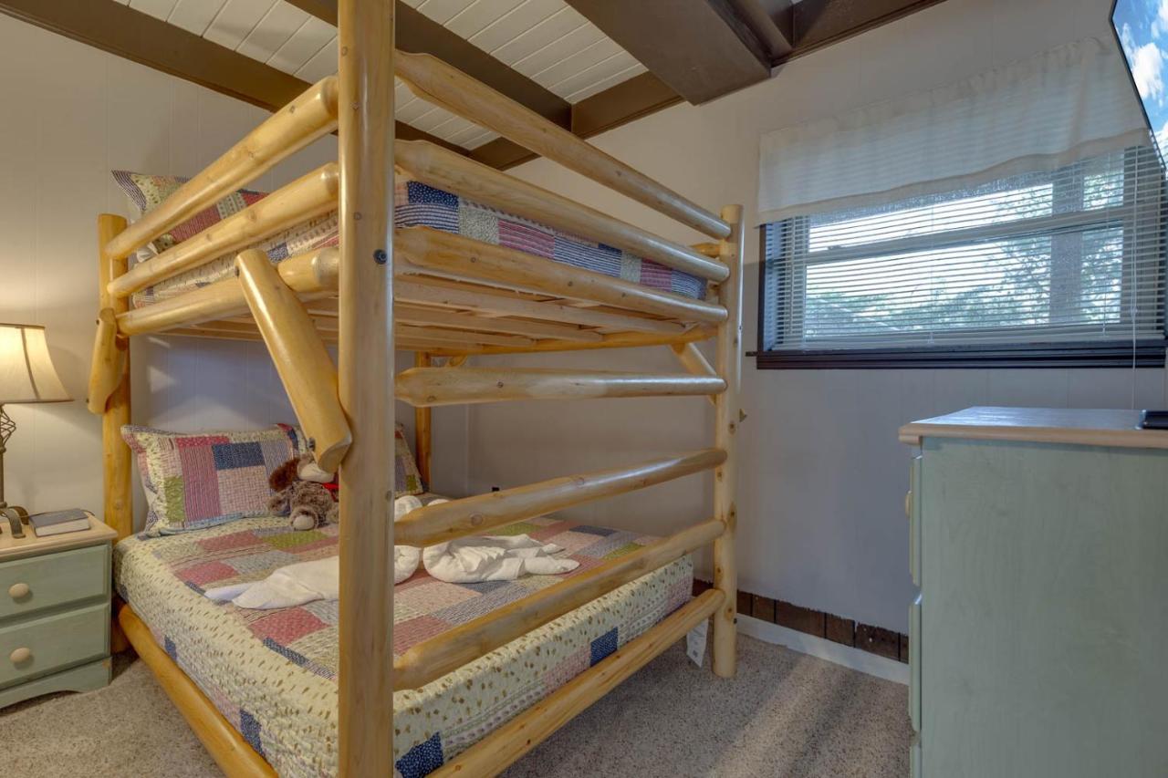 Bear View Chalet, 3 Bedroom, Pool, Pets, Arcades, Wifi, Hot Tub, Sleeps 12 Gatlinburg Εξωτερικό φωτογραφία